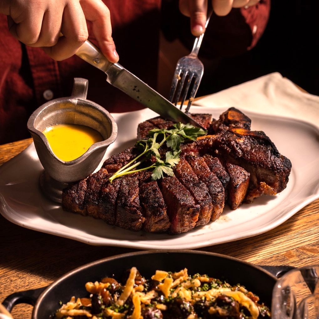 Bavette’s Bar & Boeuf