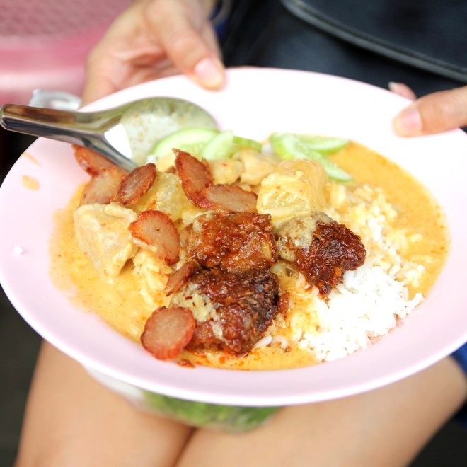 Khao Gaeng Jek Pui