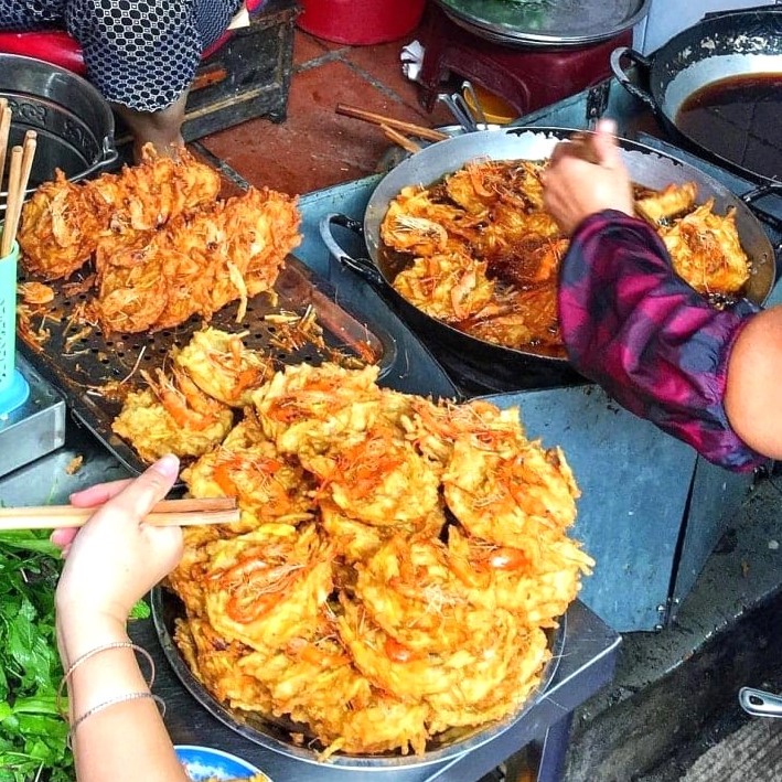 Ngo Dong Xuan Banh Tom